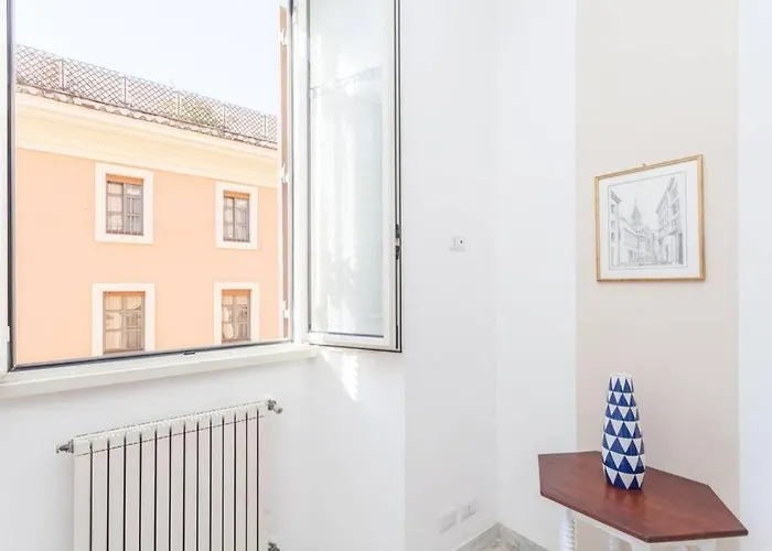 Large In Center, Termini Area * Rome