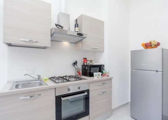 Appartement Large In Center, Termini Area *